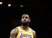 开云体育官方网站-老鹰逆转湖人，杨超33+7分震惊球迷