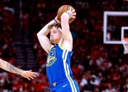 开云体育官方网站-包含火箭客场力克勇士，取得四连胜的词条