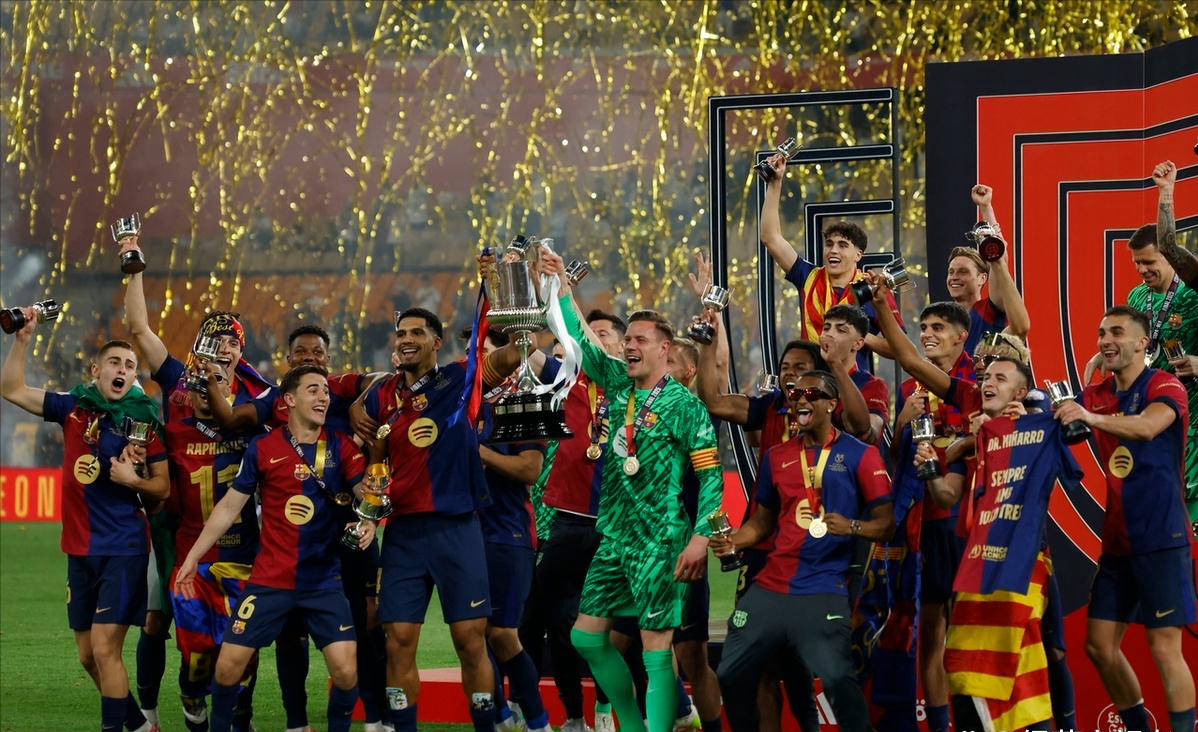 多特蒙德横扫皇马，佩德里完成帽子戏法