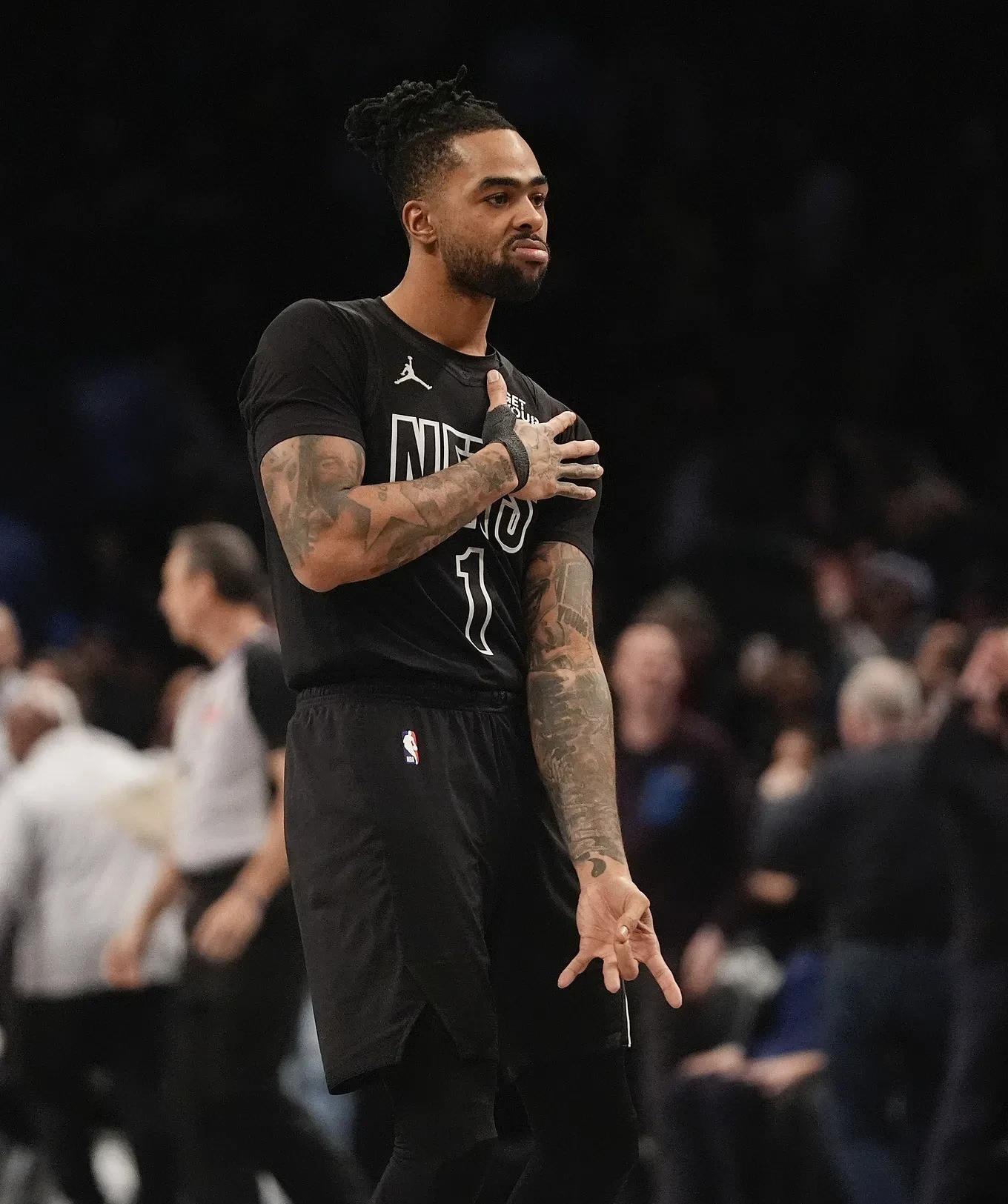 关于76人完胜立陶宛男篮，保罗高光表现的信息