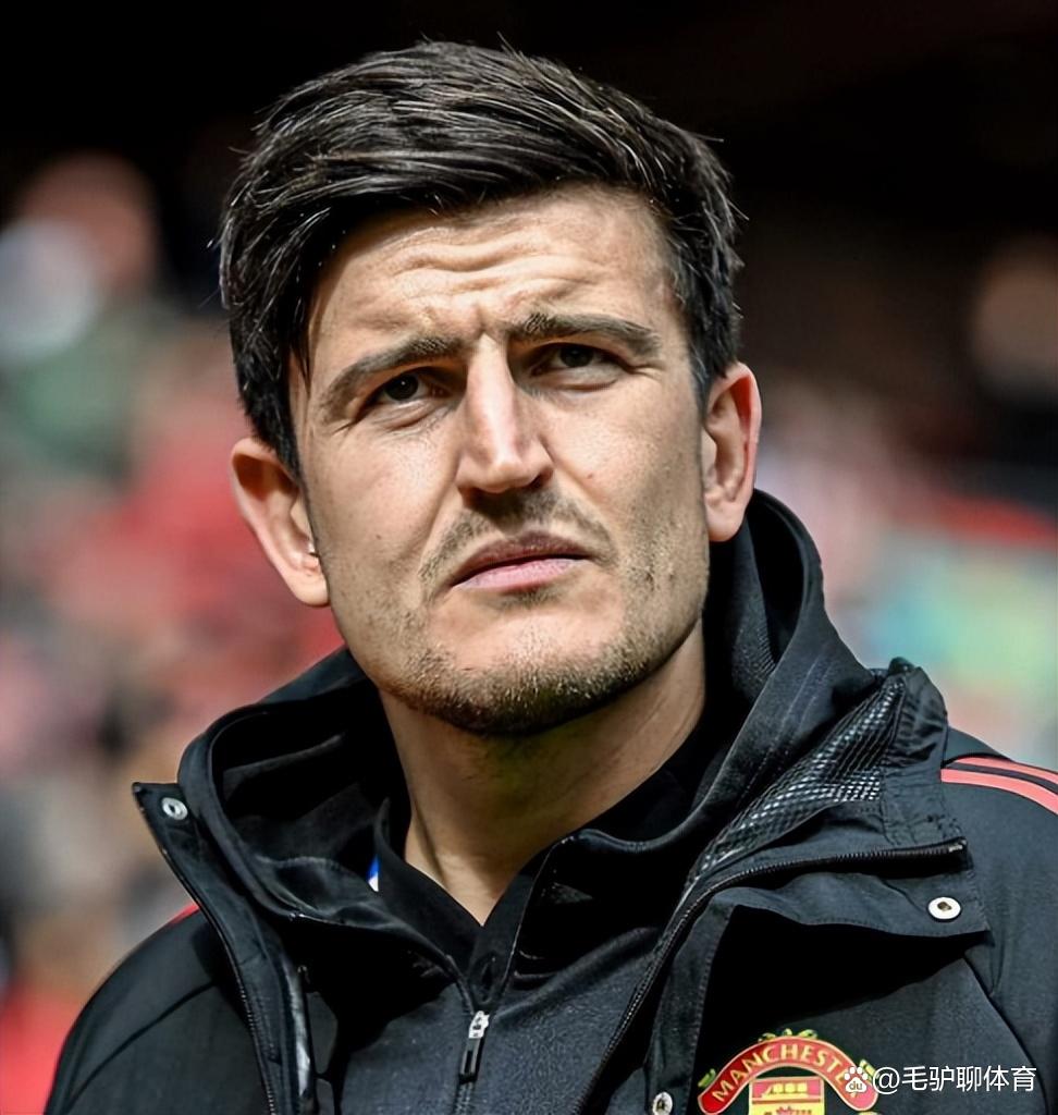 关于谢菲联宣布签下自由球员马奎尔，强化后防线的信息