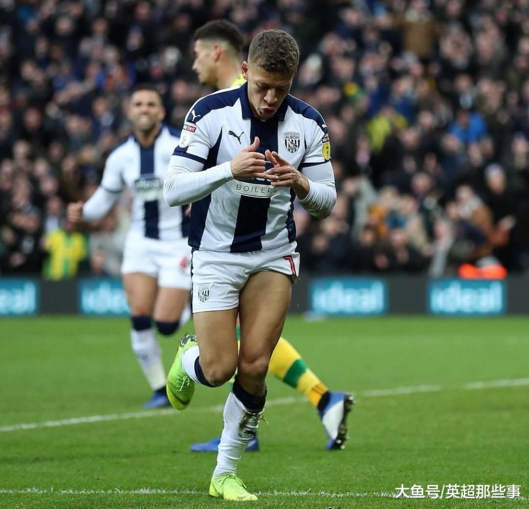 利兹联豪取客场战胜，继续领跑积分榜的简单介绍