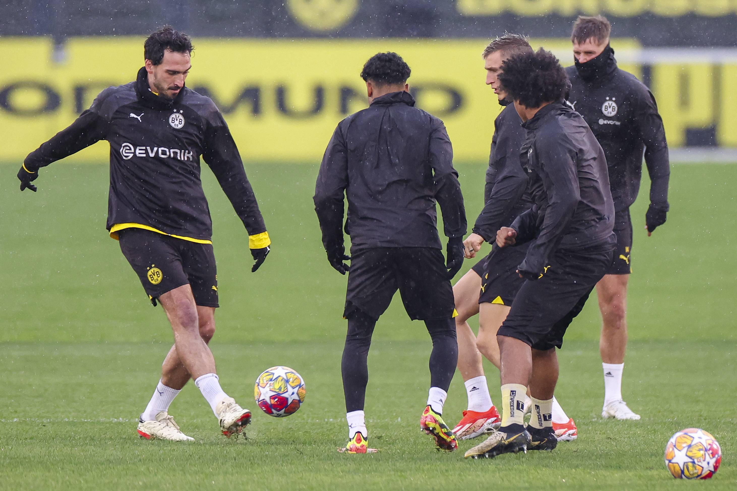 关于多特蒙德球员转投马赛足球队引发争议的信息