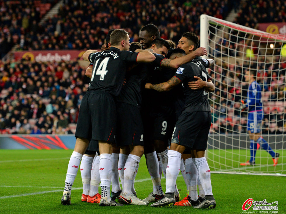 关于巴塞罗那客场一球小胜，追赶领头羊的信息