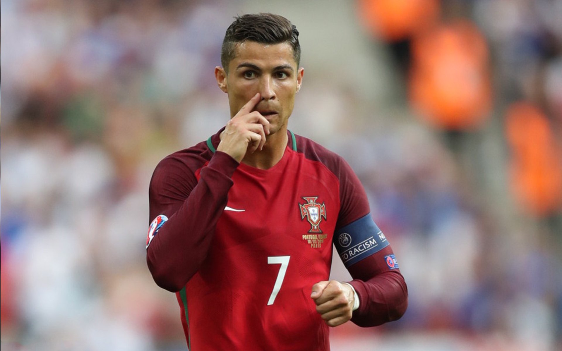 从阿姆斯特丹到巴黎，萨卡在奥运关键战接管比赛，荷兰足球的翻盘启示录