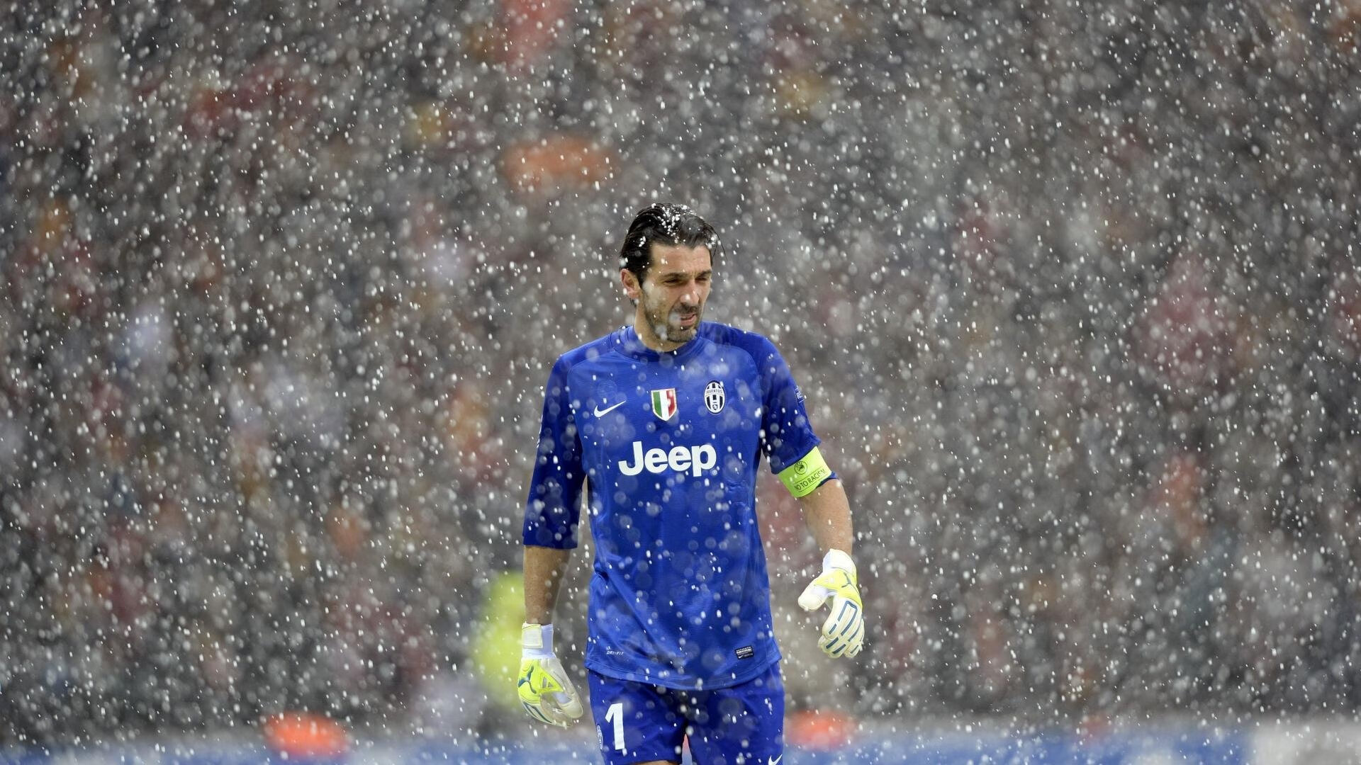 黄喜灿末节封神!狼队搅局之夜改写英超争冠剧本