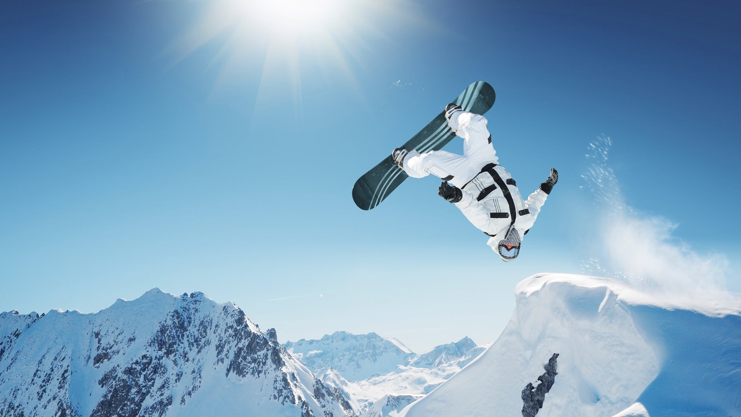 劳塔罗一锤定音！巴萨压哨绝杀尼斯，年度焦点战见证新王诞生