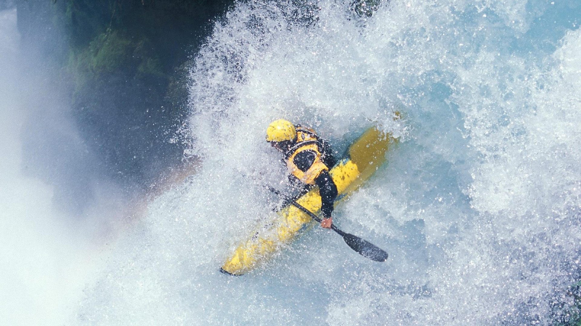 赛道风云，红牛二队绝地翻盘索伯，勒克莱尔单圈神话再创历史