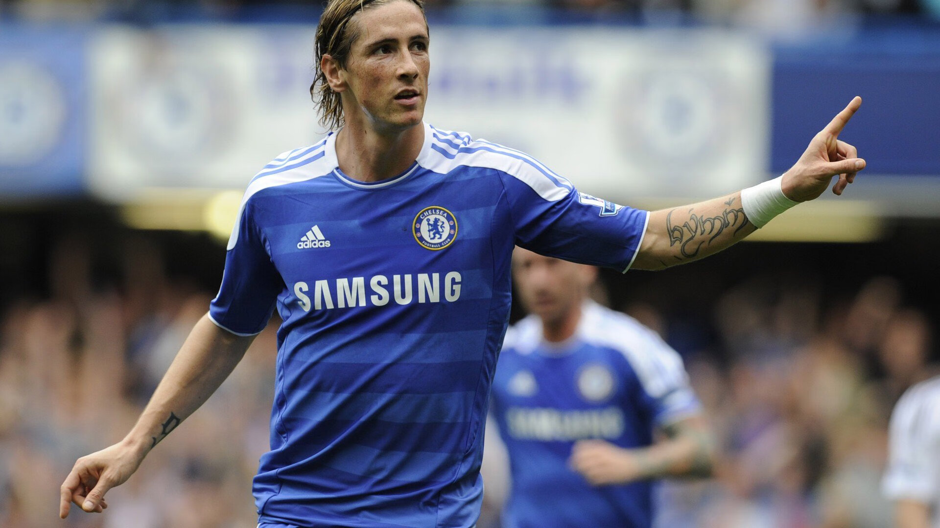 精密如钟表，孔德统治全场—瑞士力克丹麦的战术解析